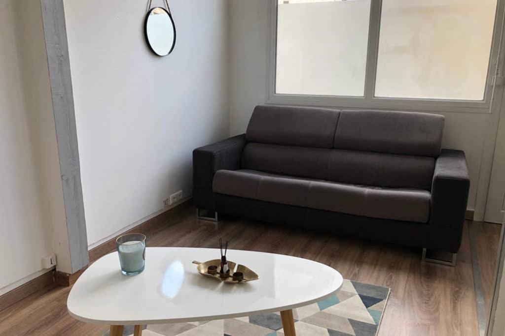 The Blue Flat 55M2 A Cote De La Gare Apartment Chalons en Champagne Bagian luar foto